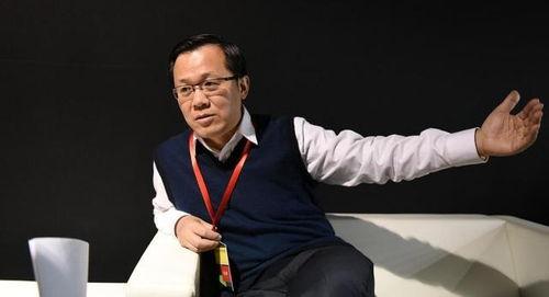 今日新闻卓伟再爆料,娱乐圈新恋情曝光，真相令人震惊！