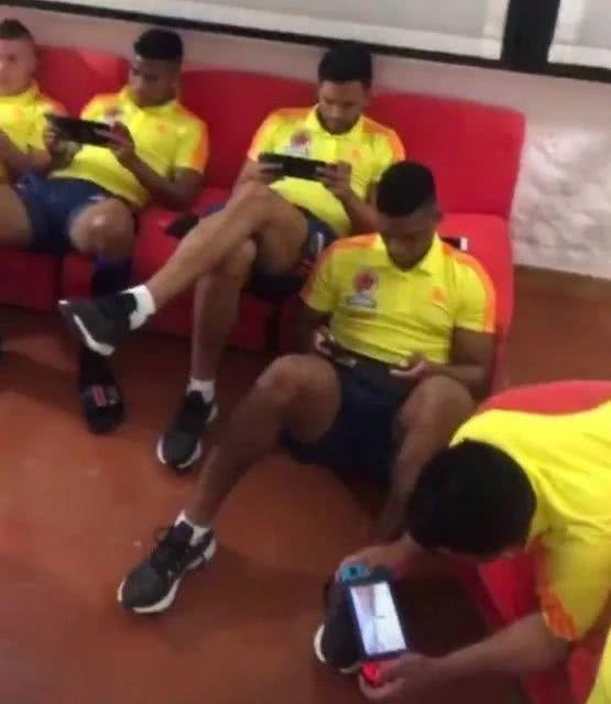 老头爆料世界杯视频播放,老头爆料背后的精彩瞬间